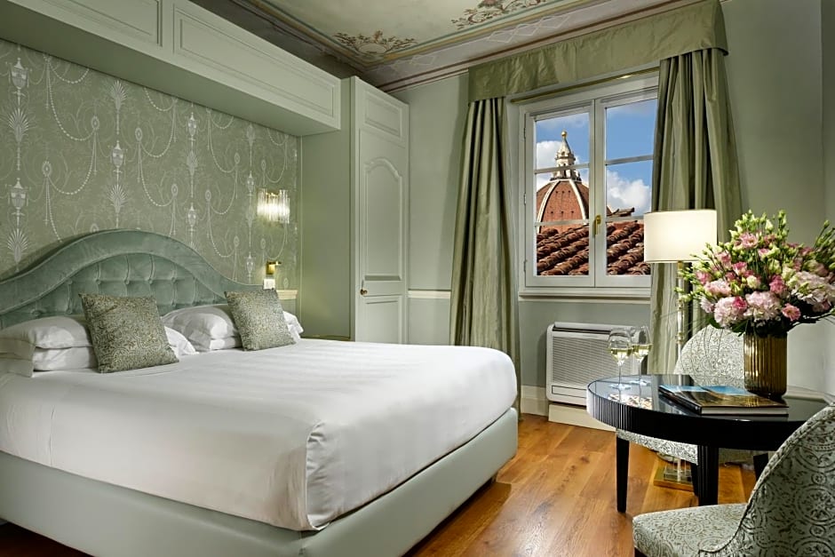 San Firenze Suites & Spa