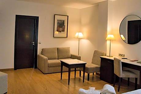 King Suite with Spa Bath