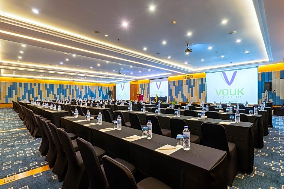 Vouk Hotel & Suites