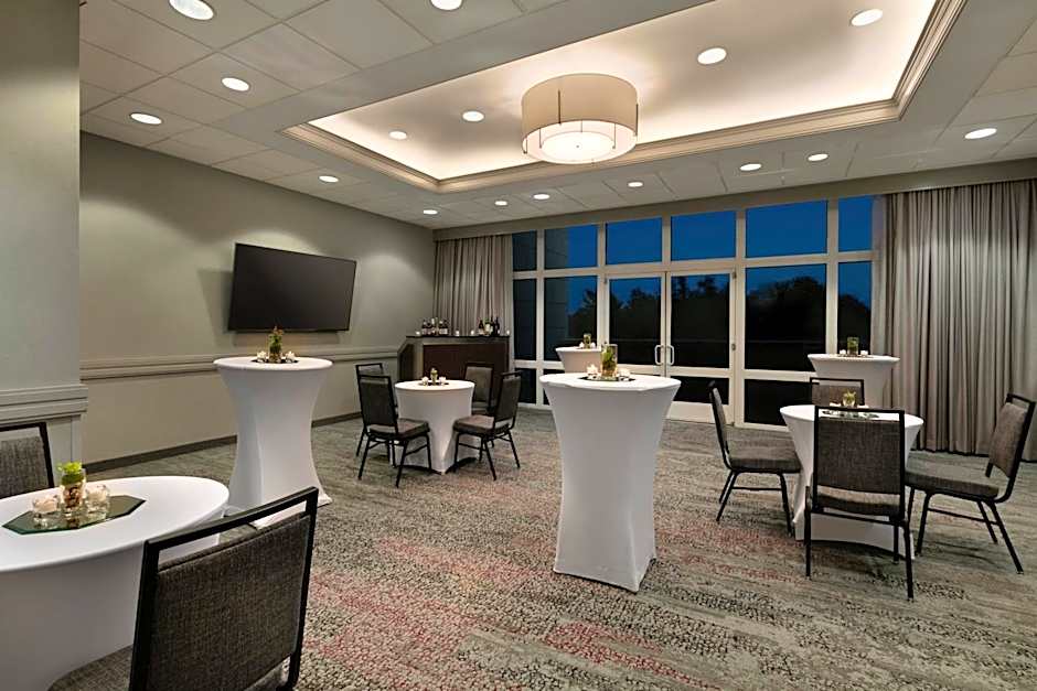 Courtyard by Marriott Tysons McLean