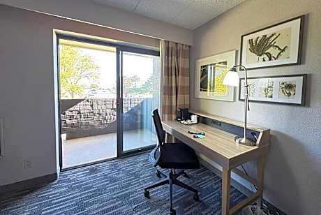 2 Double Beds Deluxe Room Balcony Non-Smoking