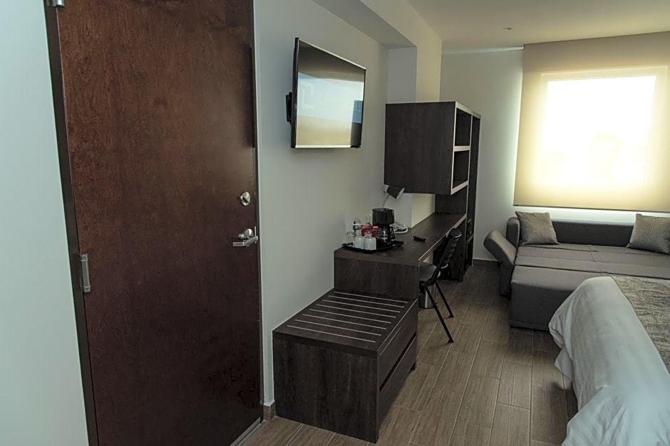 Lithio Hotel