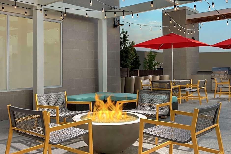 Home2 Suites by Hilton Longmont, CO