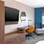 Holiday Inn Express & Suites Alton St Louis Area By IHG