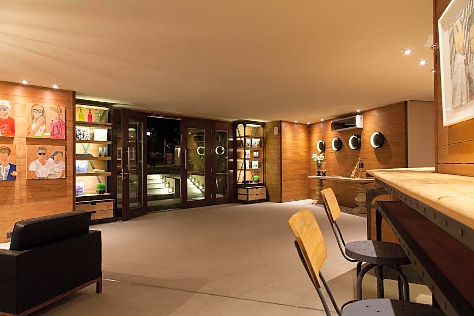 2122 Hotel Art Design