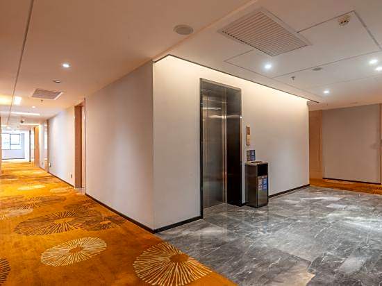 Liangyou Qicheng Hotel (Guangzhou Sanyuanli Branch)