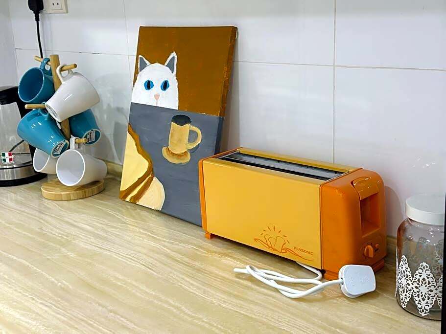 Rini residences 整栋双层排楼适合全家大小居住周边商店商场林立