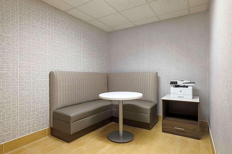 Hampton Inn By Hilton Raleigh/Garner