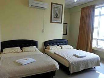 Casavilla Travellers Lodge