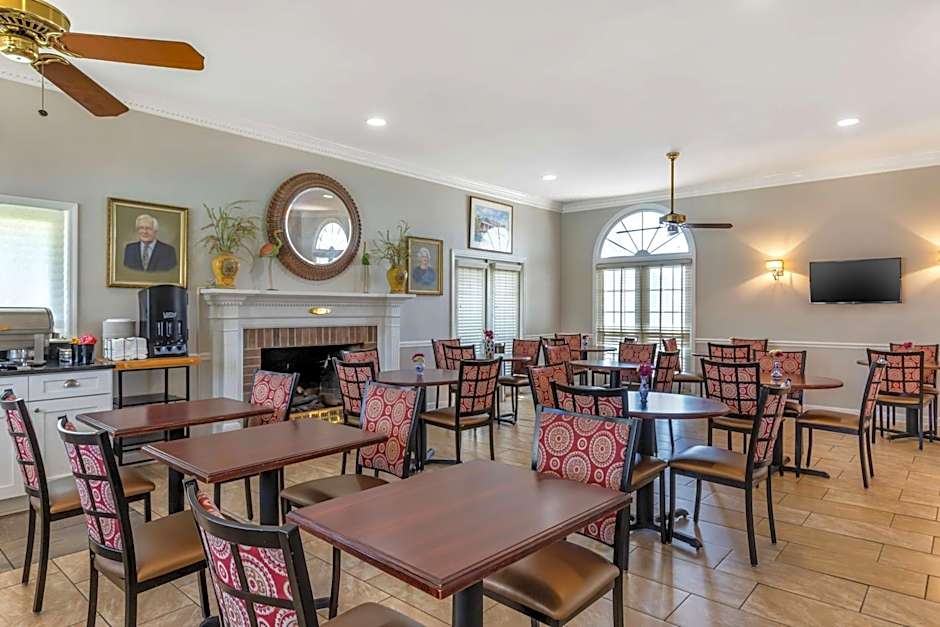 Best Western Plus Santee Inn