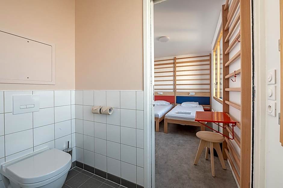 UCPA SPORT STATION HOSTEL PARIS