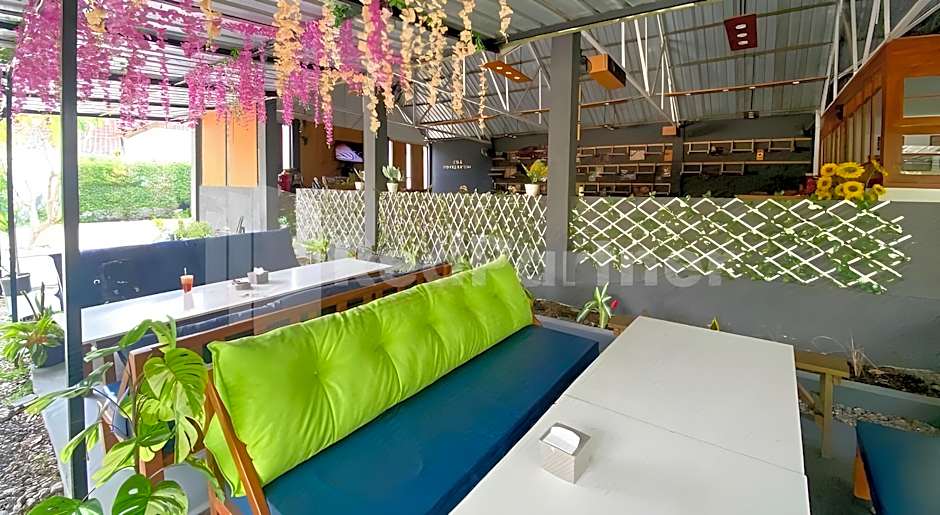 Cbg Inn Redpartner Near Stasiun Solo Balapan – Banjarsari, Surakarta, SD
