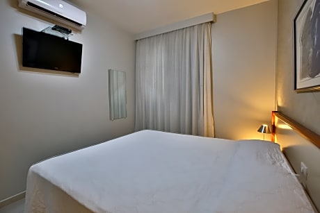 Superior Suite Queen