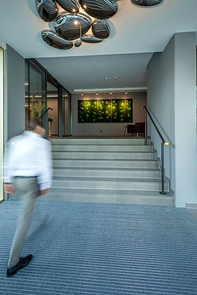 Golden Ball, Exclusive Serviced Apartments Munich