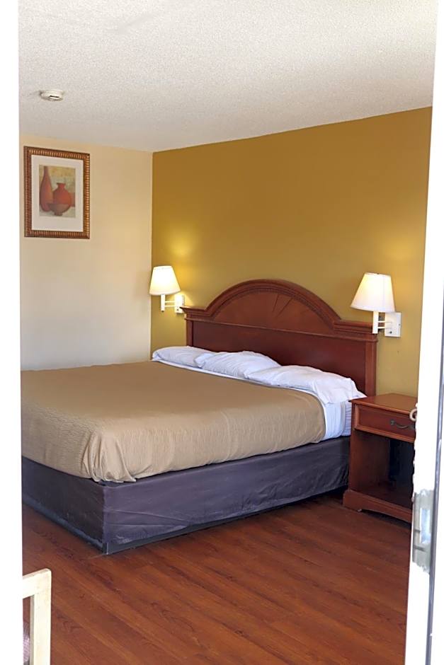 Woodstream Inn