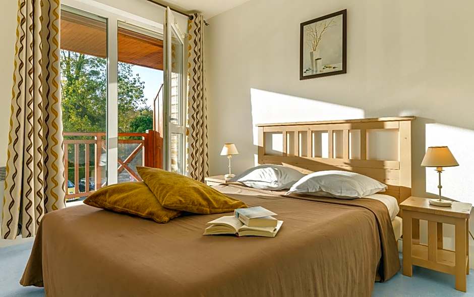 Lagrange Vacances Les Roches Douvres