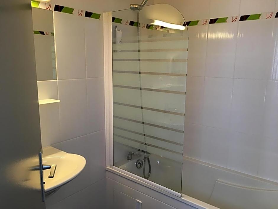 The Originals City, Hotel du Chateau, Pontivy (Inter-Hotel)