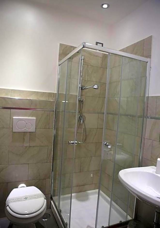 Vatican Room and Kitchen