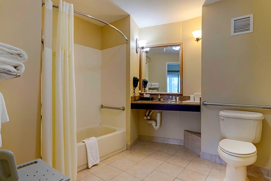 Comfort Suites Savannah North
