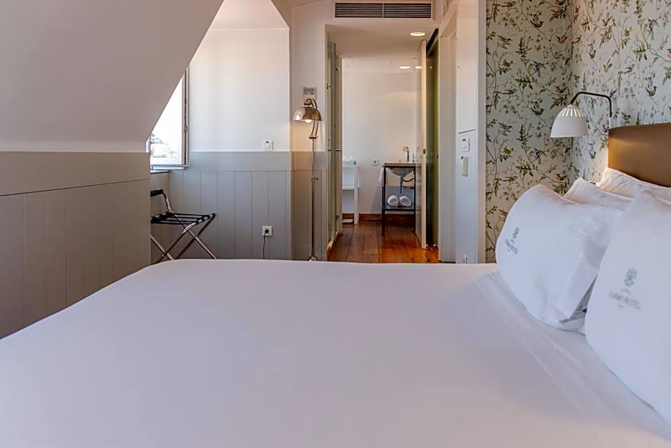 Lisboa Carmo Hotel