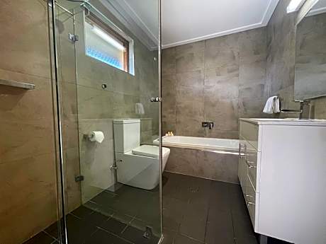 Town And Country Motor Inn Forbes