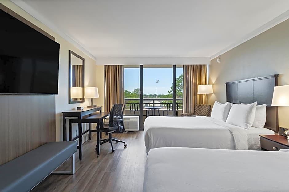 Crowne Plaza Executive Center Baton Rouge By IHG