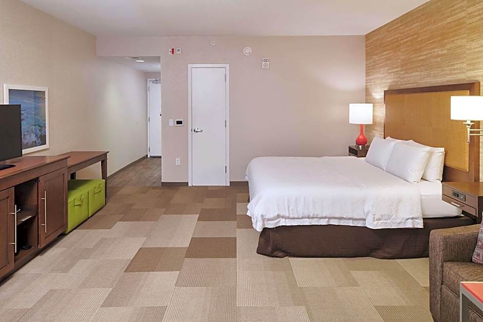 Hampton Inn By Hilton & Suites Oahu/Kapolei, HI