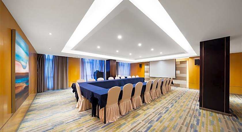 Holiday Inn Express Zhengzhou Airport By IHG