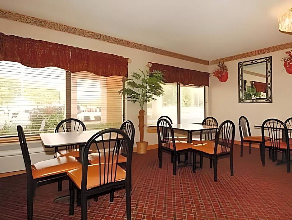 The Best Inn & Suites