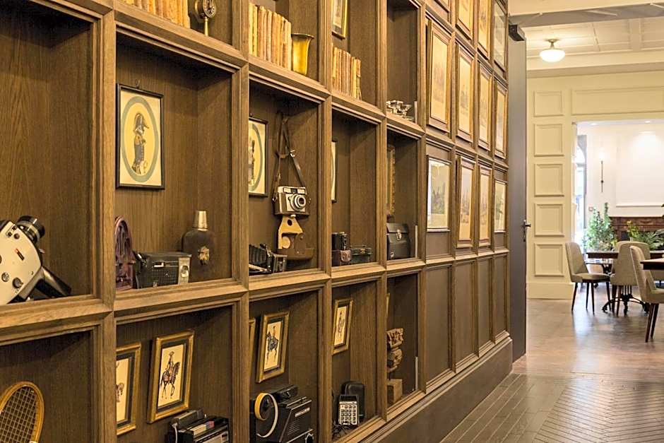 ICON Wipton by Petit Palace