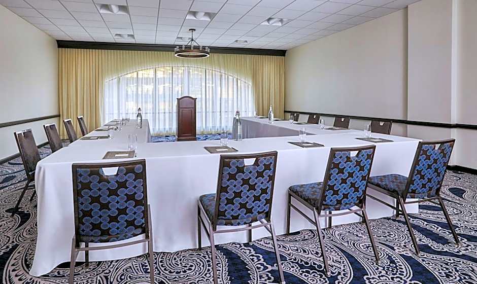 Graduate by Hilton Minneapolis