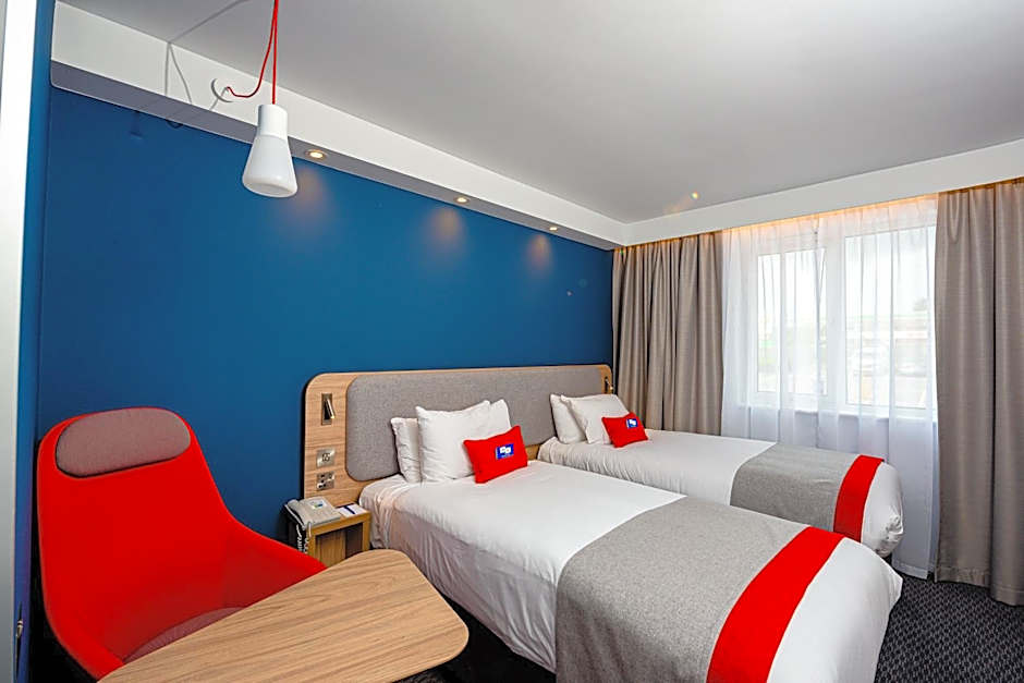 Holiday Inn Express Canterbury By IHG