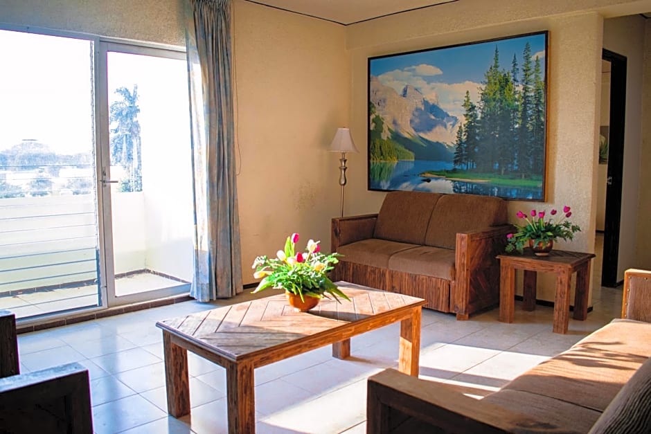 Suites Del Sol