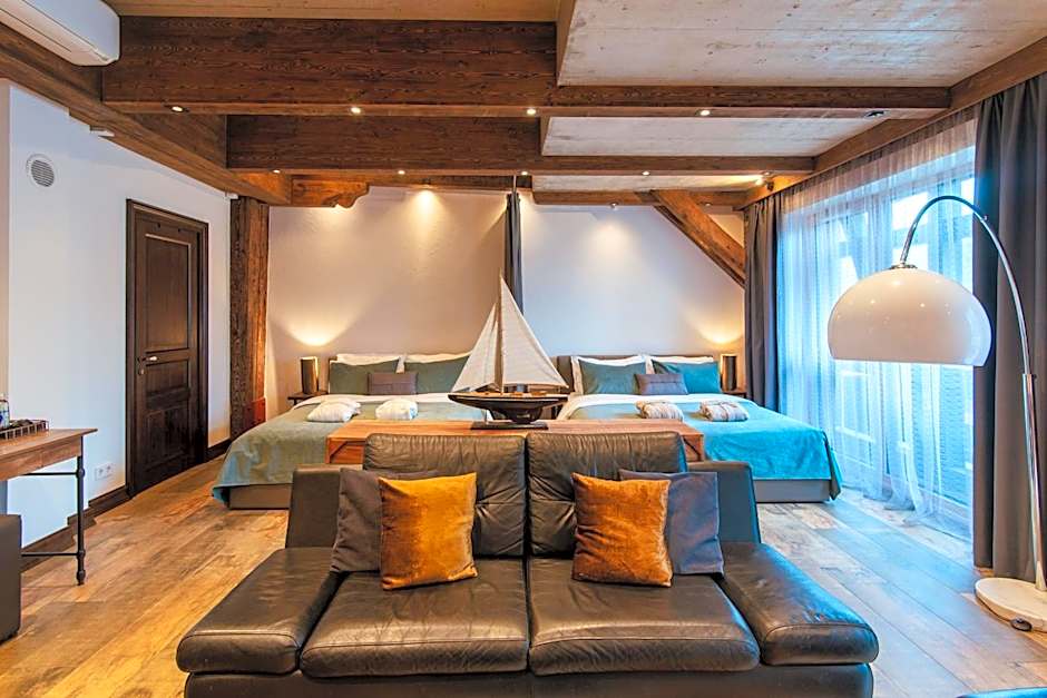 MERCHANT SIGNATURE Suites Klaipeda - by Hello Sea homes