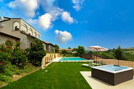 Luce Boutique Hotel
