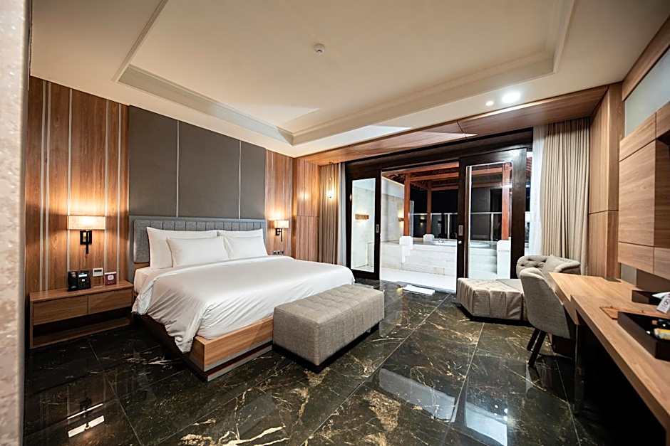 Taman Prakerti Bhuana Hotel