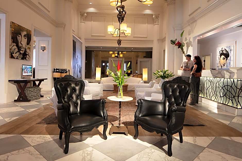 International House Hotel