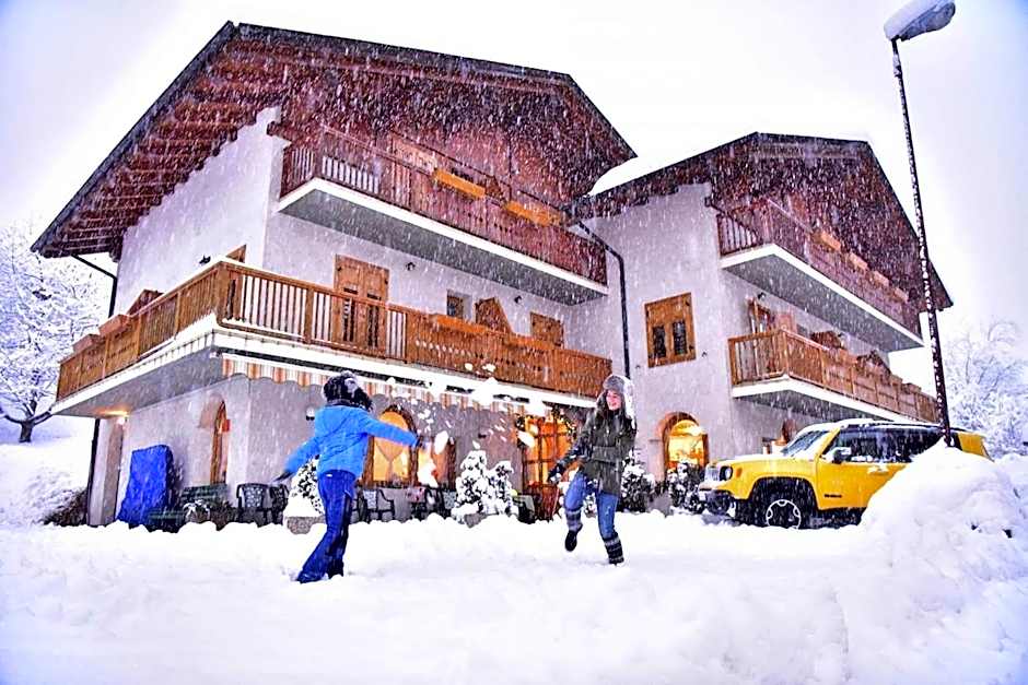 Alpen Hotel Rabbi