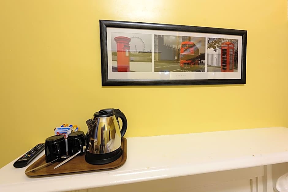 Dolphin Inn - The Lodge