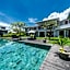 Balangan Sunset: Amazing 4 BDR Villa in Balangan w/ OCEAN VIEW in Balangan