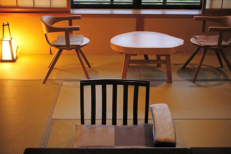 Ryokan Hidatei Hanaougi