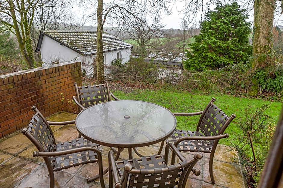 Woodford Bridge Country Club