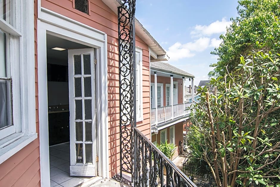 Rathbone Mansions New Orleans