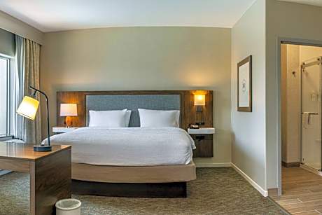 King Suite with Balcony and Sofa Bed - Non-Smoking