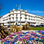 The Carlton Hotel