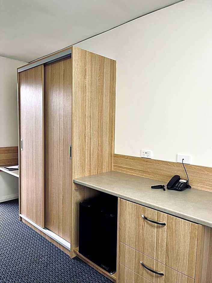 Heemskirk Motor Hotel