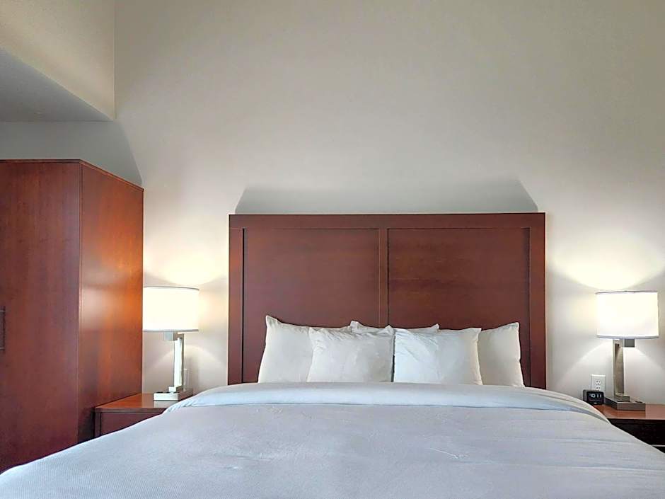 Comfort Suites Baymeadows Near Butler Blvd