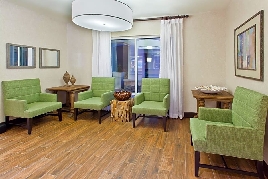Holiday Inn Express Hotel & Suites Huntsville West - Research Park, an IHG Hotel