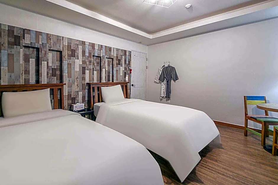 Gangneung Crystal Motel