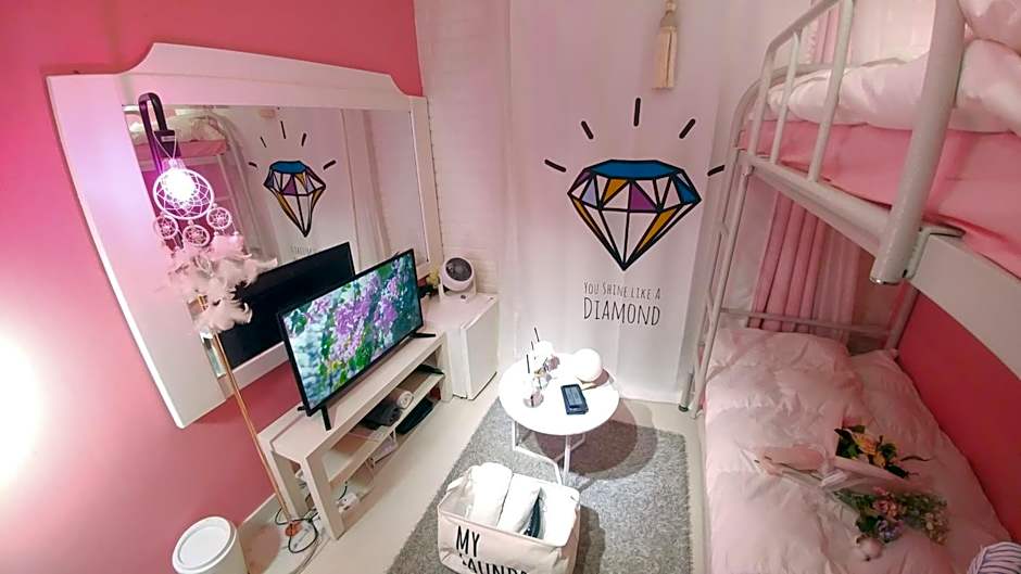 Photo 1 of 2 of Small Double Room